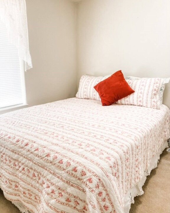Photo of Bedroom in Dyer