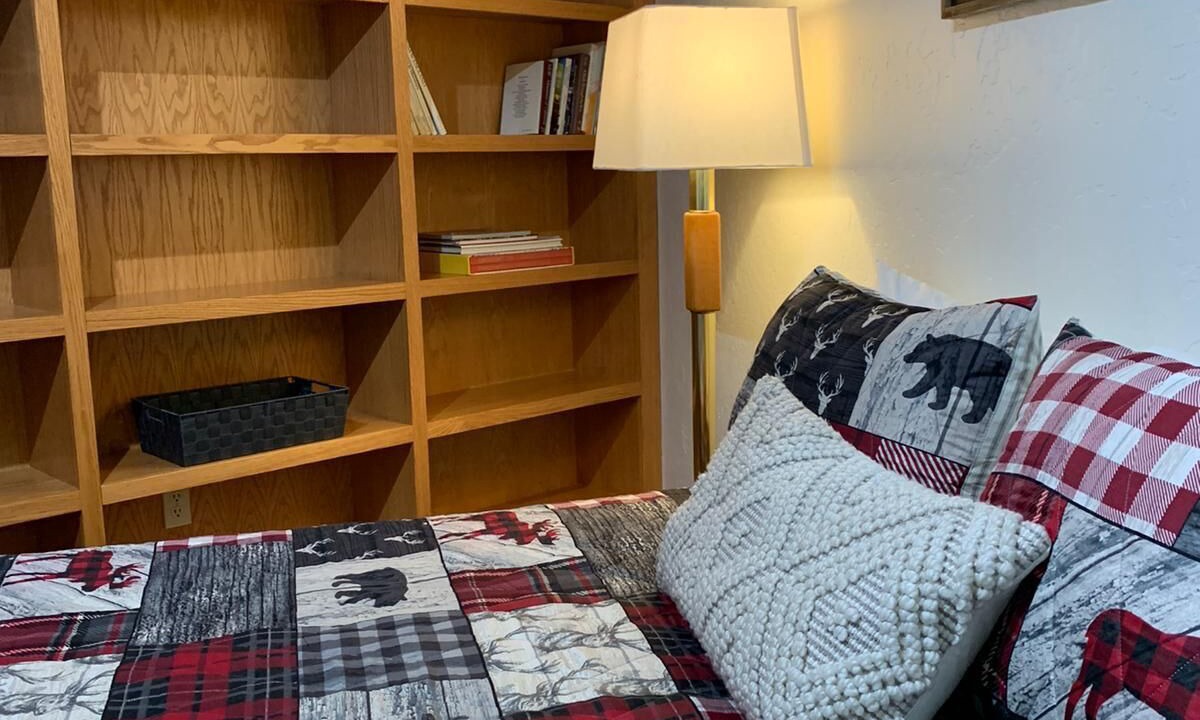 Photo of Bedroom in Yosemite National Park