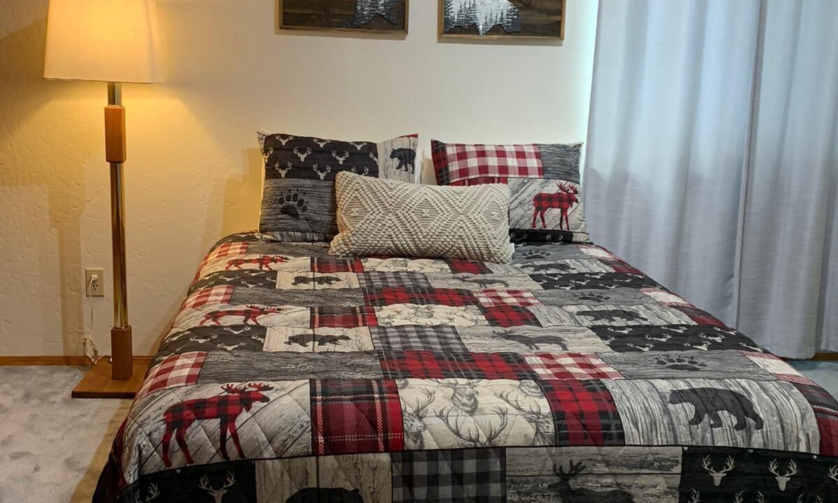 Photo of Bedroom in Yosemite National Park