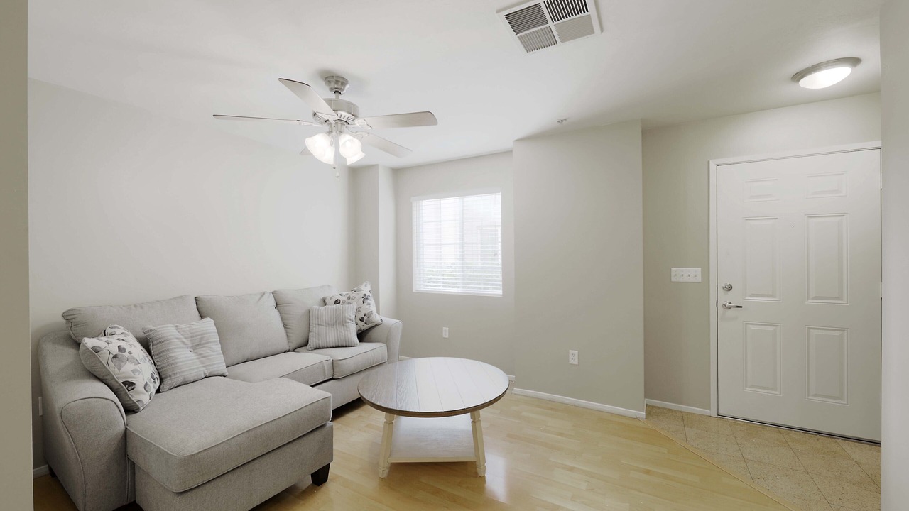 Photo of Livingroom in Pumpkin Center