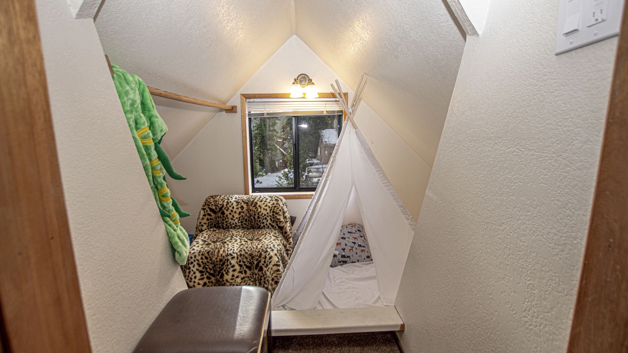 Photo of Bedroom in Tahoma
