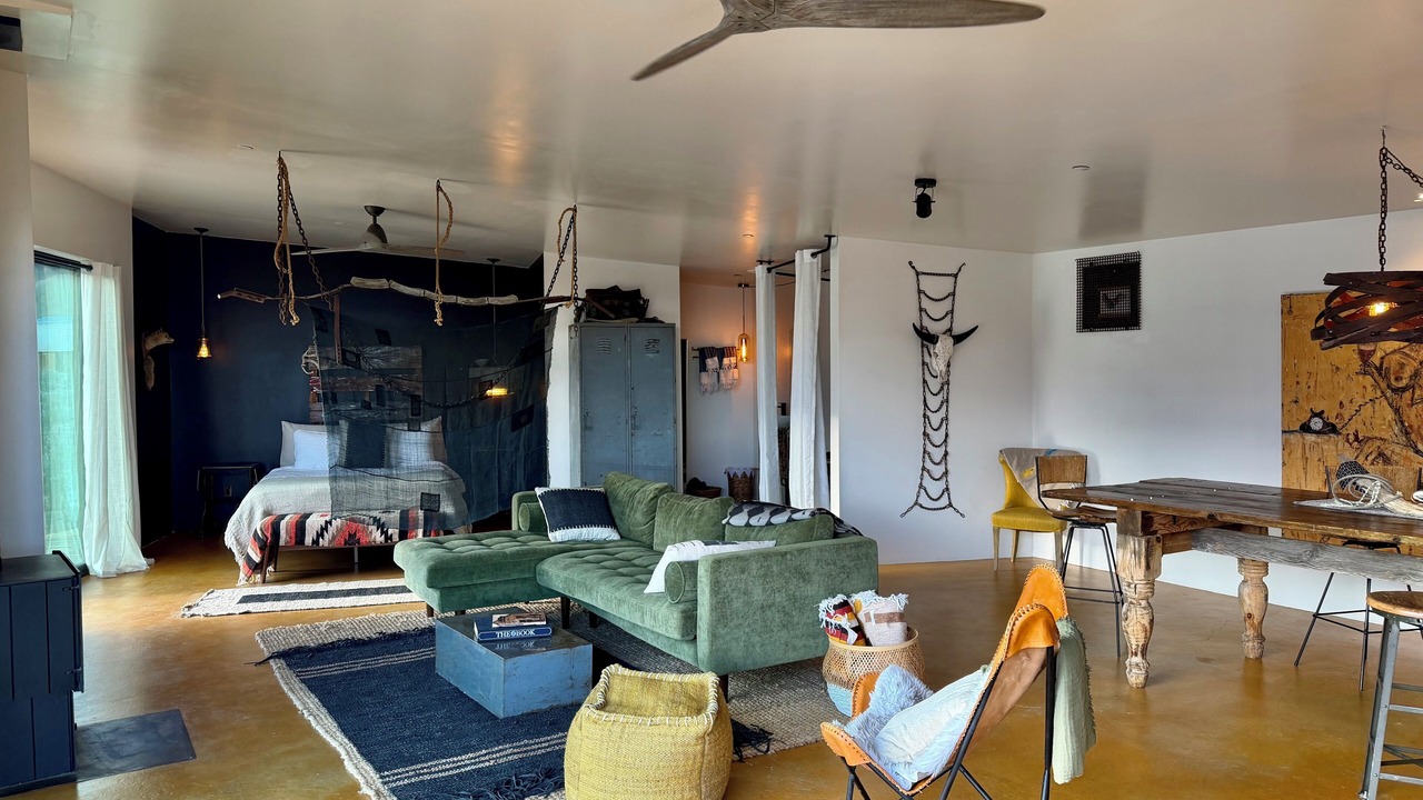 Photo of Livingroom in Lone Pine