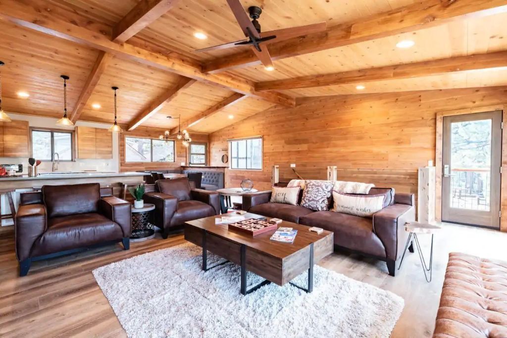 Photo of Livingroom in Boulder Bay