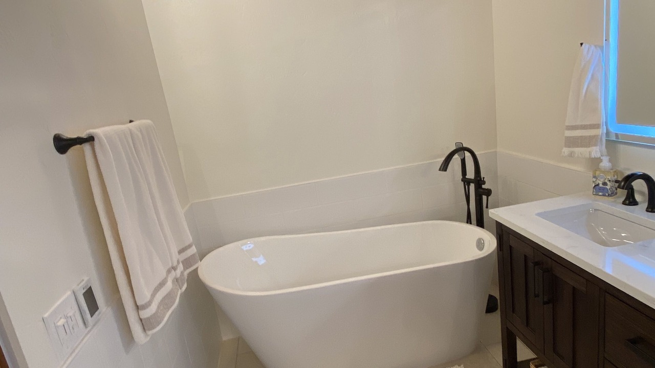 Photo of Bathroom in Cayucos