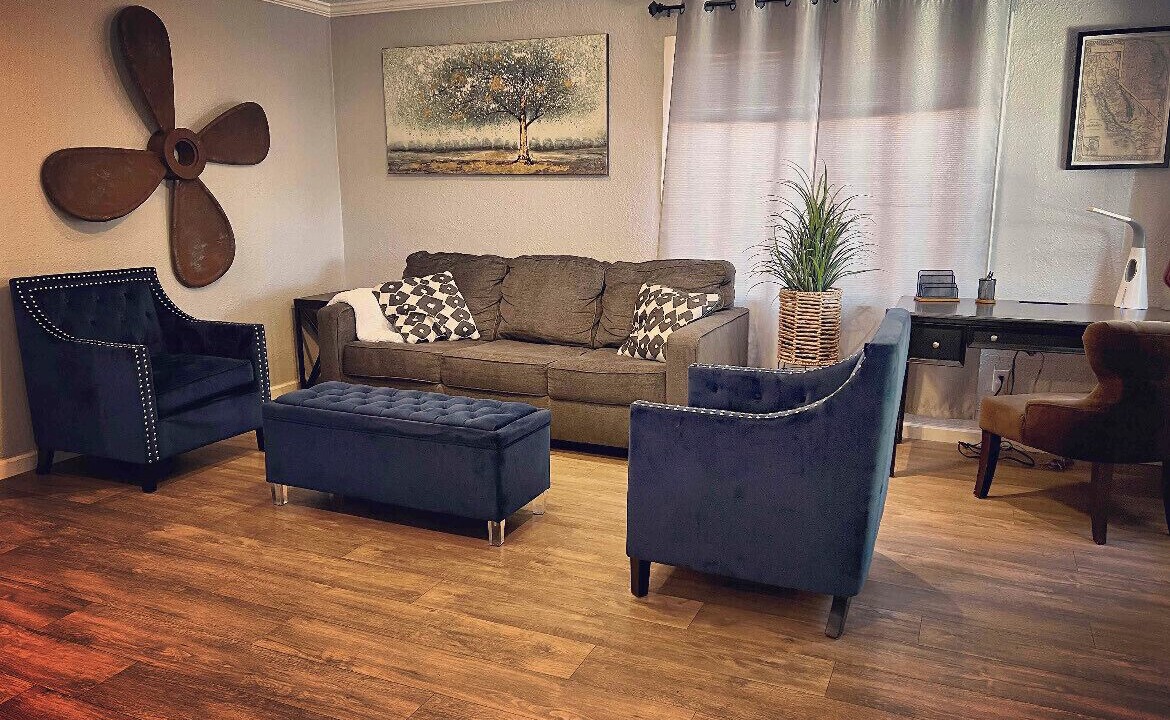 Photo of Bedroom in Oakland