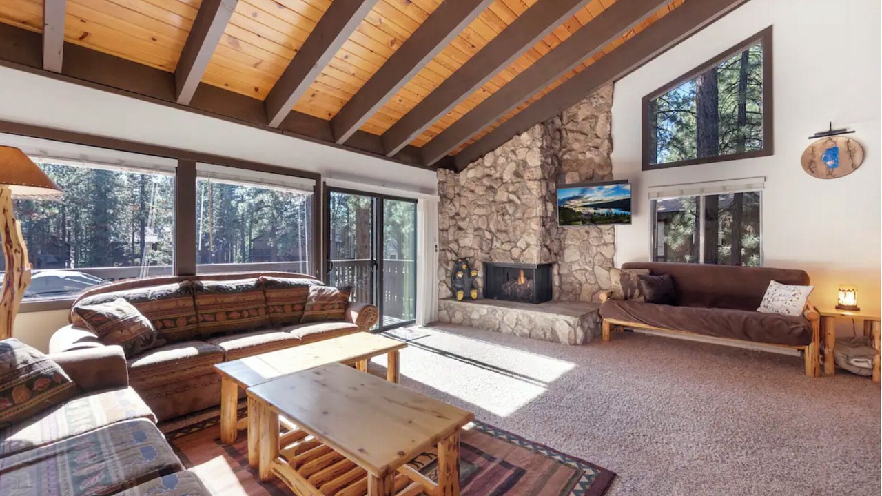 Photo of Livingroom in Zephyr Cove