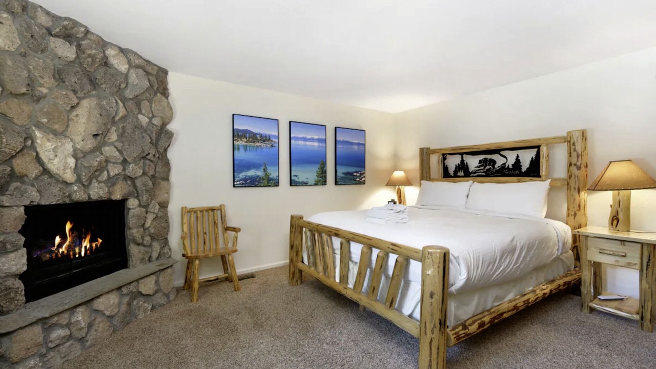Photo of Livingroom in Zephyr Cove