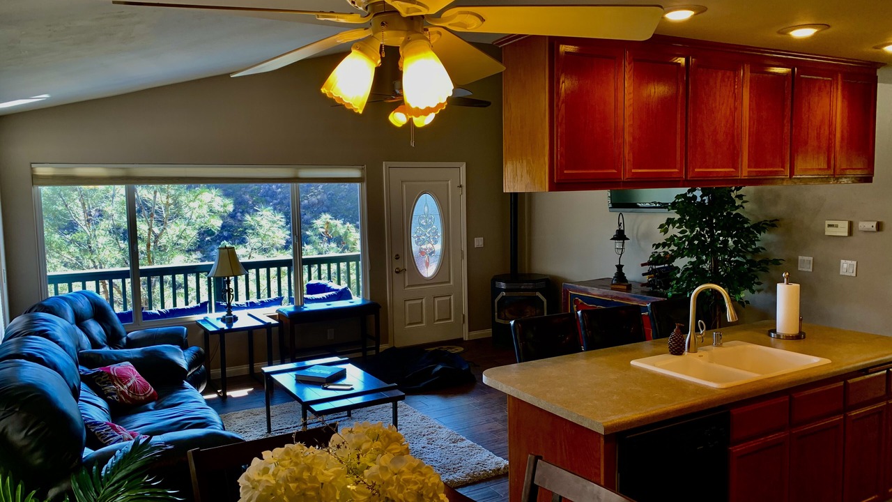 Photo of Livingroom in Wofford Heights