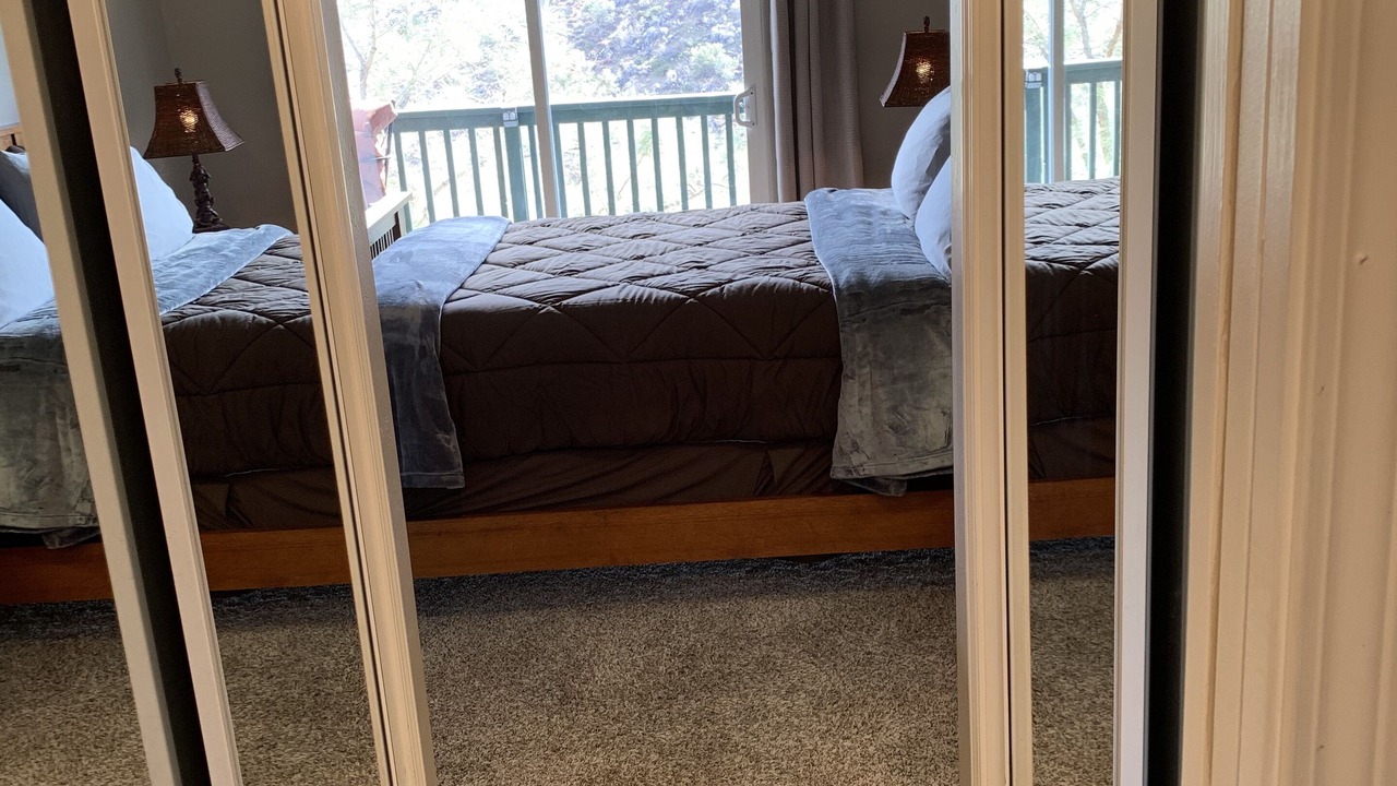 Photo of Bedroom in Wofford Heights