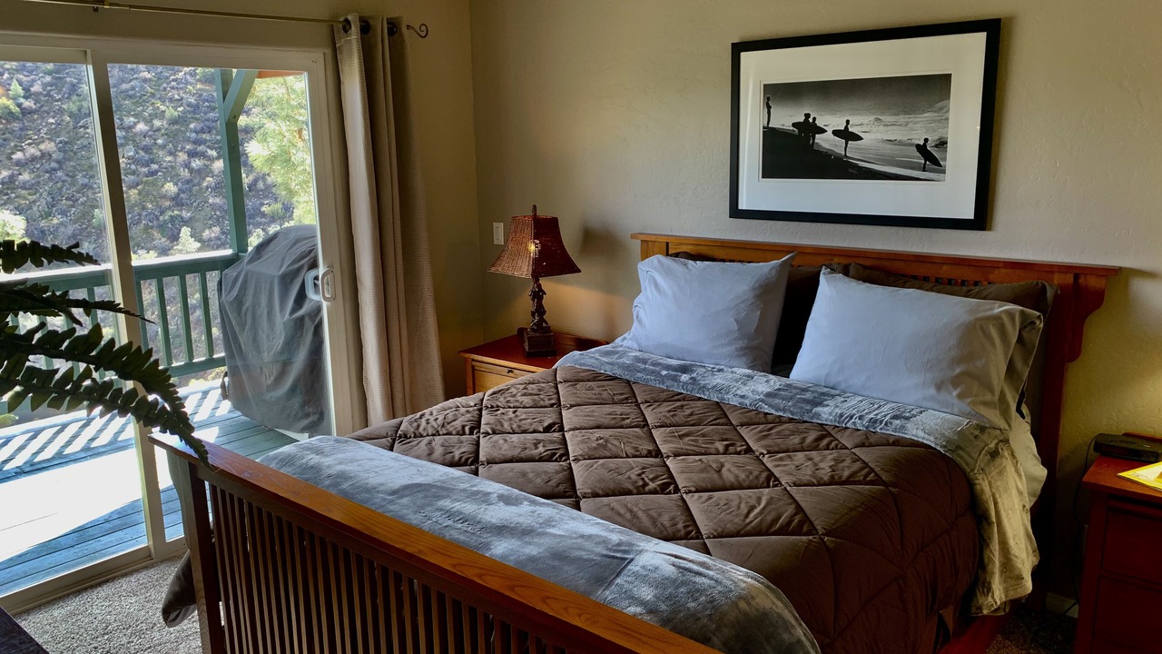 Photo of Bedroom in Wofford Heights