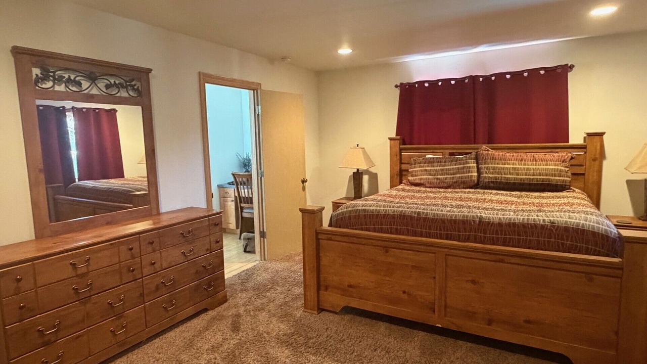 Photo of Bedroom in June Lake