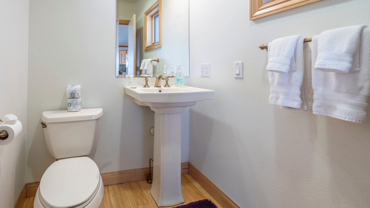 Photo of Bathroom in June Lake