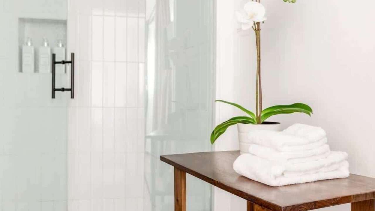 Photo of Bathroom in Ladera Heights