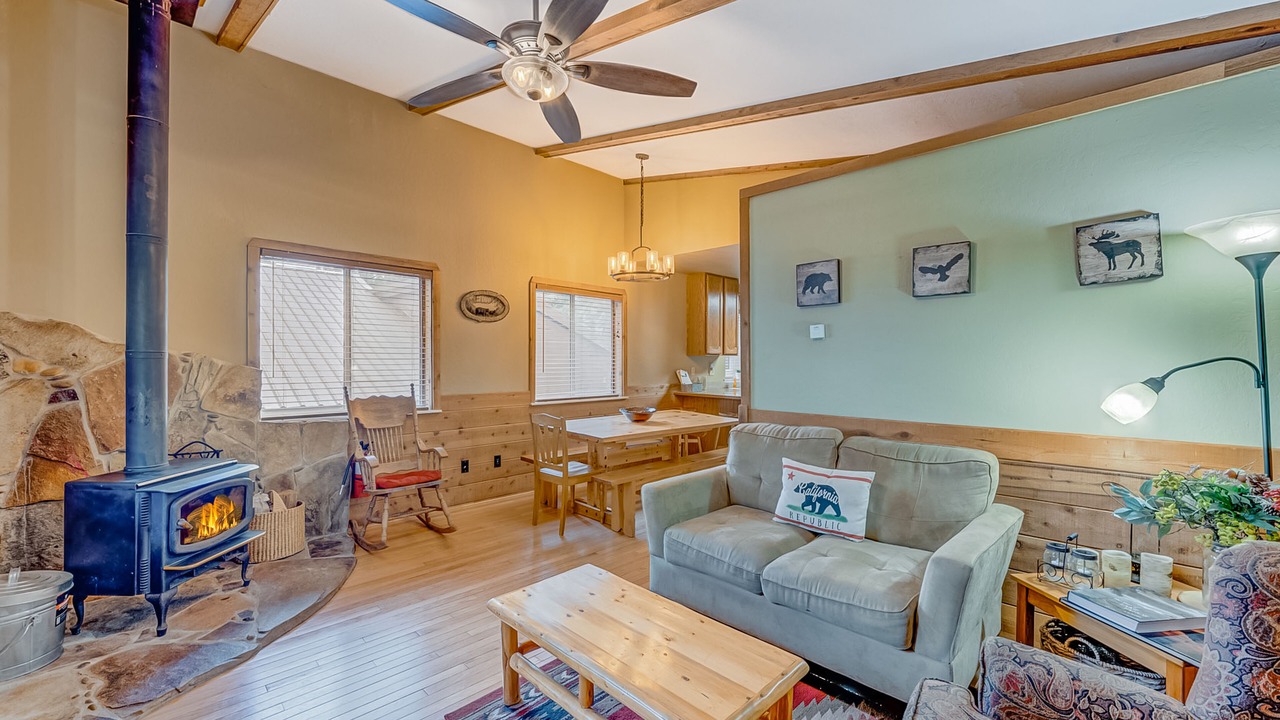 Photo of Livingroom in Tahoe Village