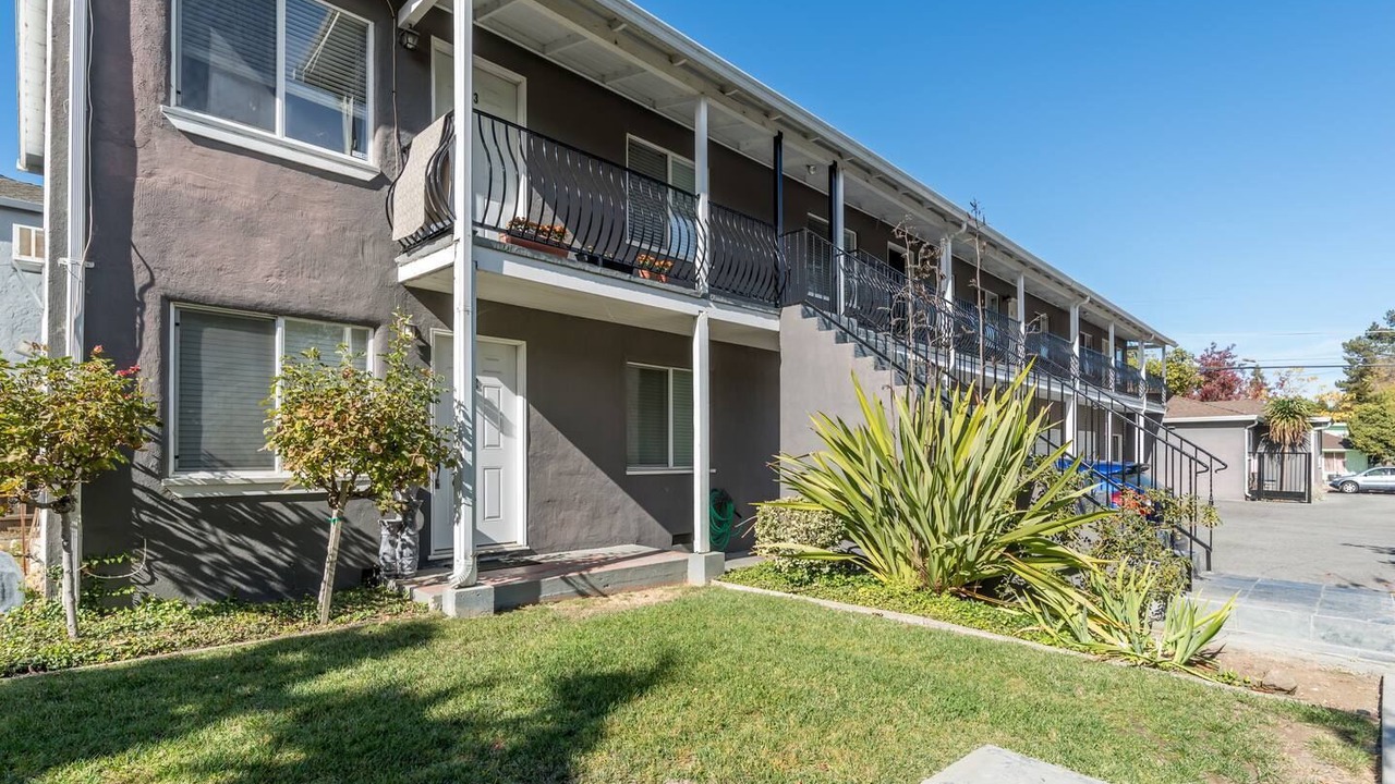 Photo of Outdoor in Shoreline West