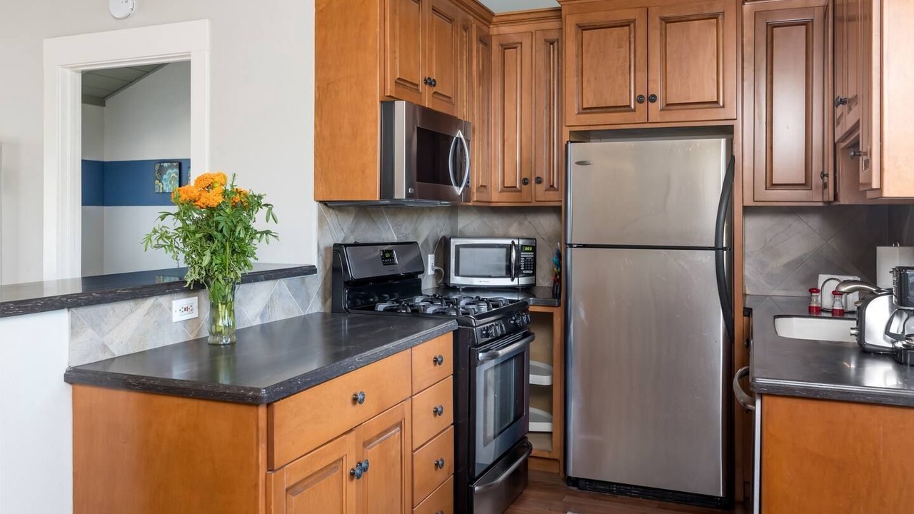 Photo of Kitchen in Shoreline West
