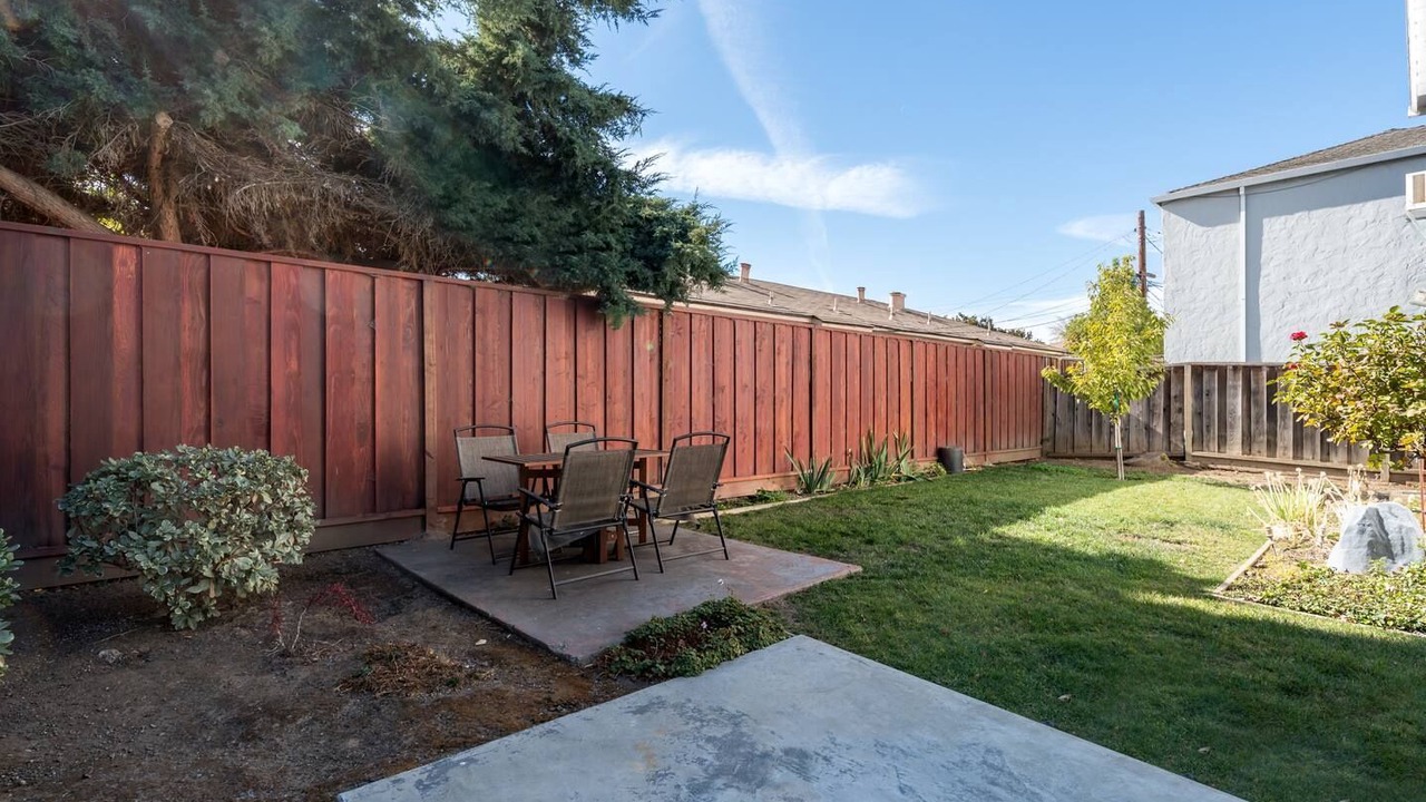 Photo of Outdoor in Shoreline West