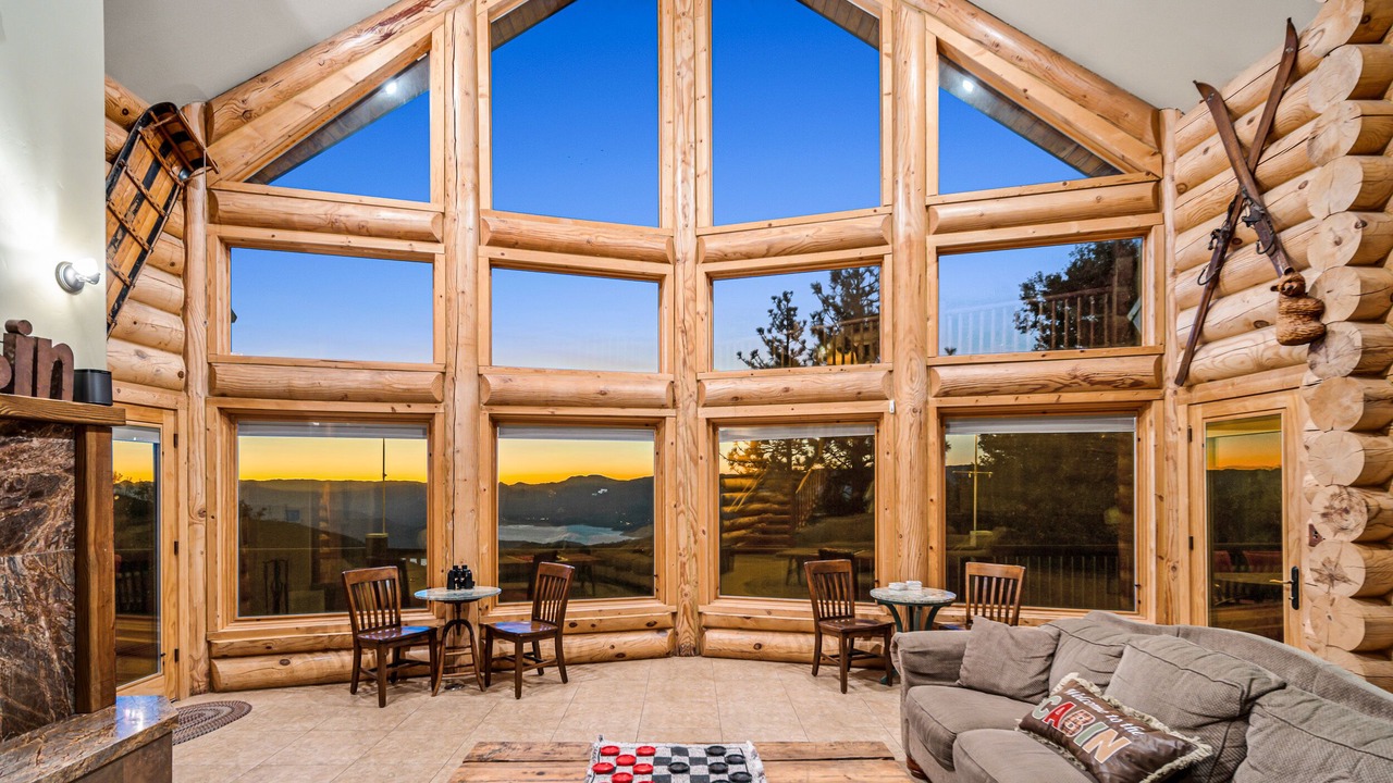Photo of Bedroom in Alta Sierra