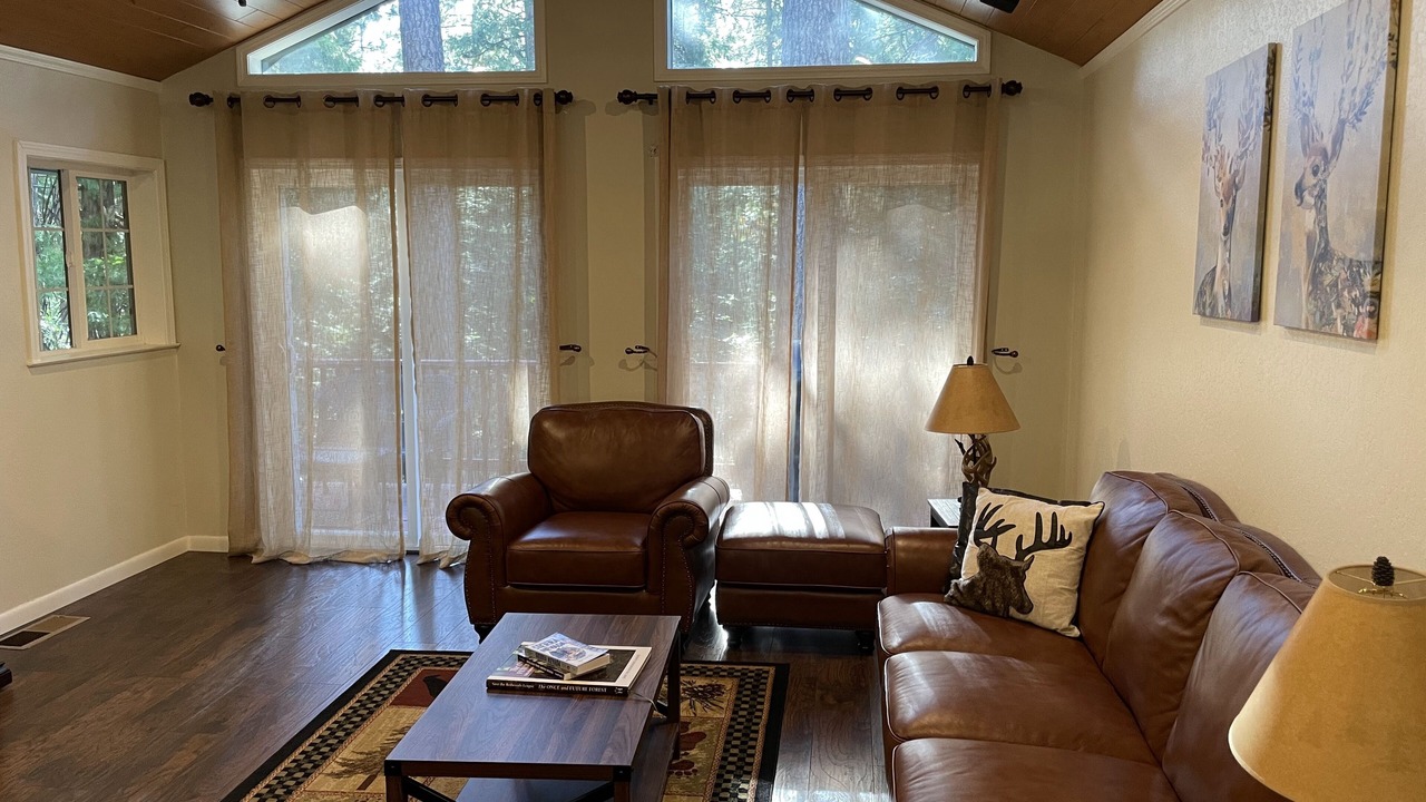 Photo of Livingroom in Glencoe