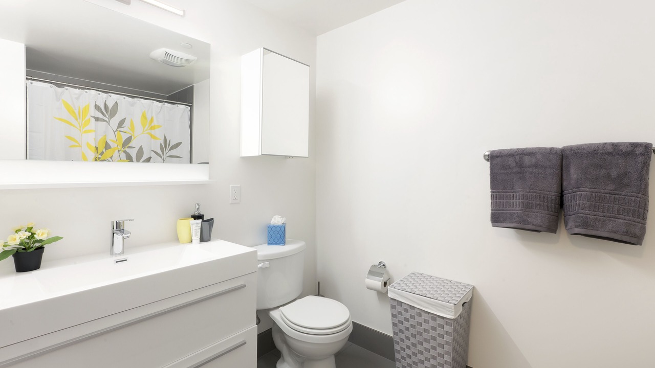 Photo of Bathroom in Downtown San Francisco