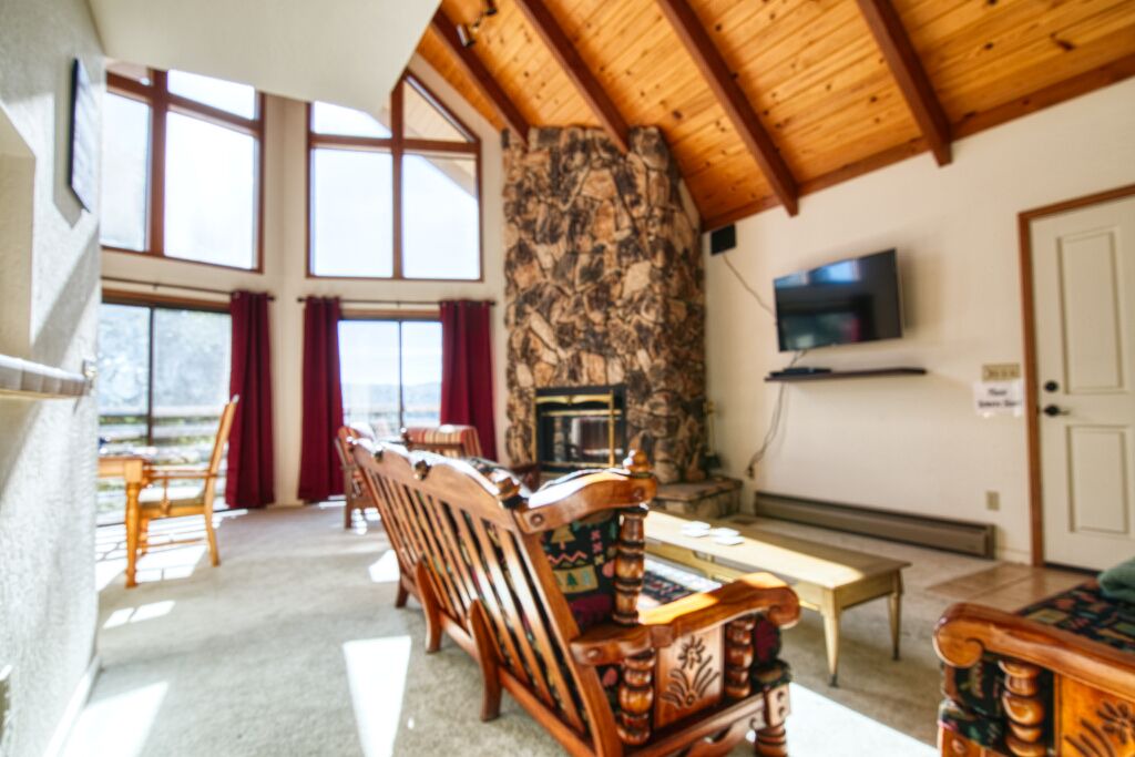 Photo of Livingroom in Groveland