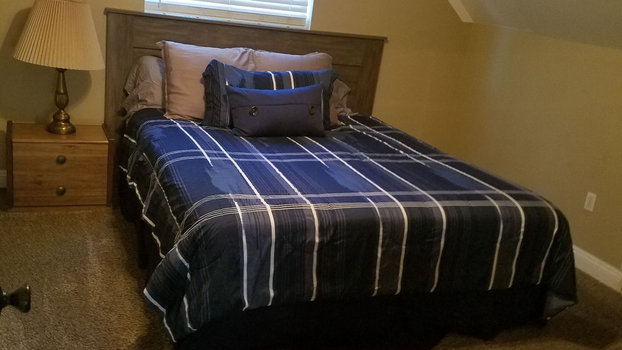 Photo of Bedroom in Shaver Lake