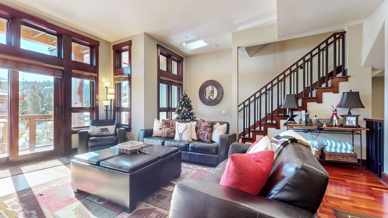 Photo of Livingroom in Mammoth Lakes