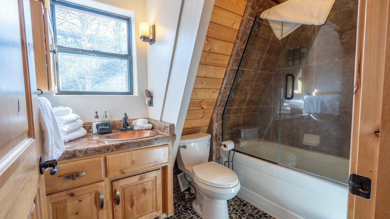 Photo of Bathroom in June Lake