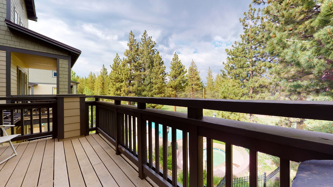 Photo of Outdoor in Mammoth Lakes