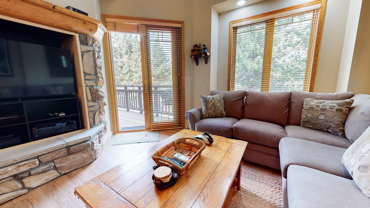 Photo of Livingroom in Mammoth Lakes