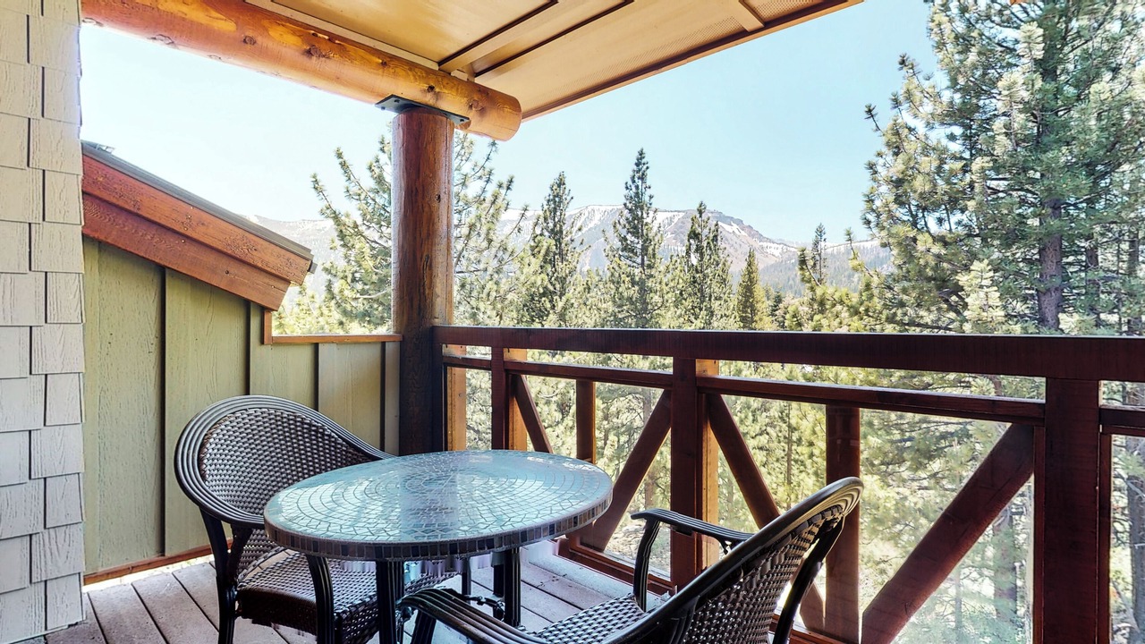Photo of Outdoor in Mammoth Lakes