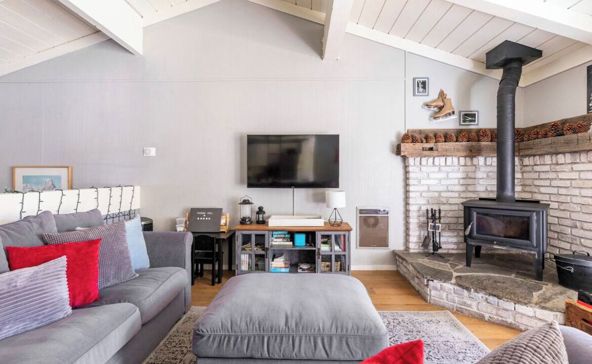 Photo of Livingroom in Mammoth Lakes