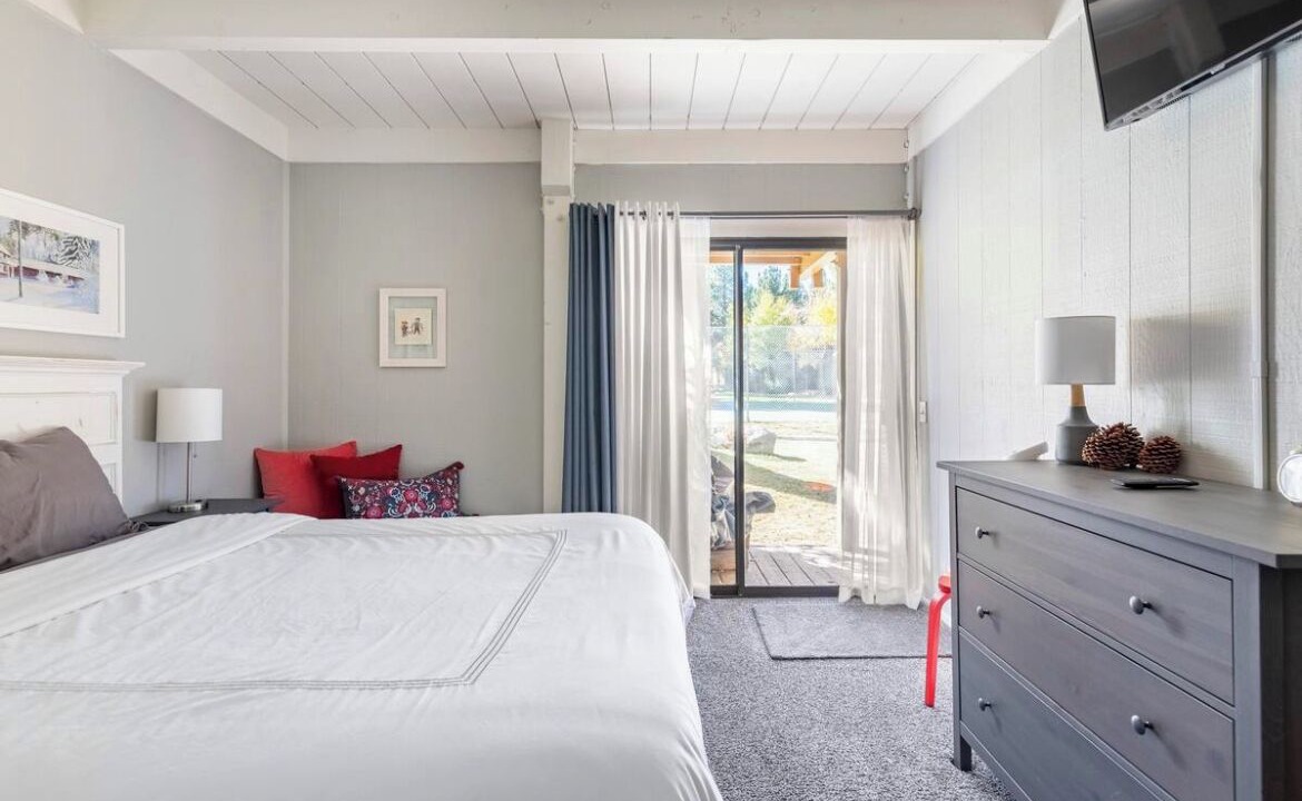 Photo of Bedroom in Mammoth Lakes