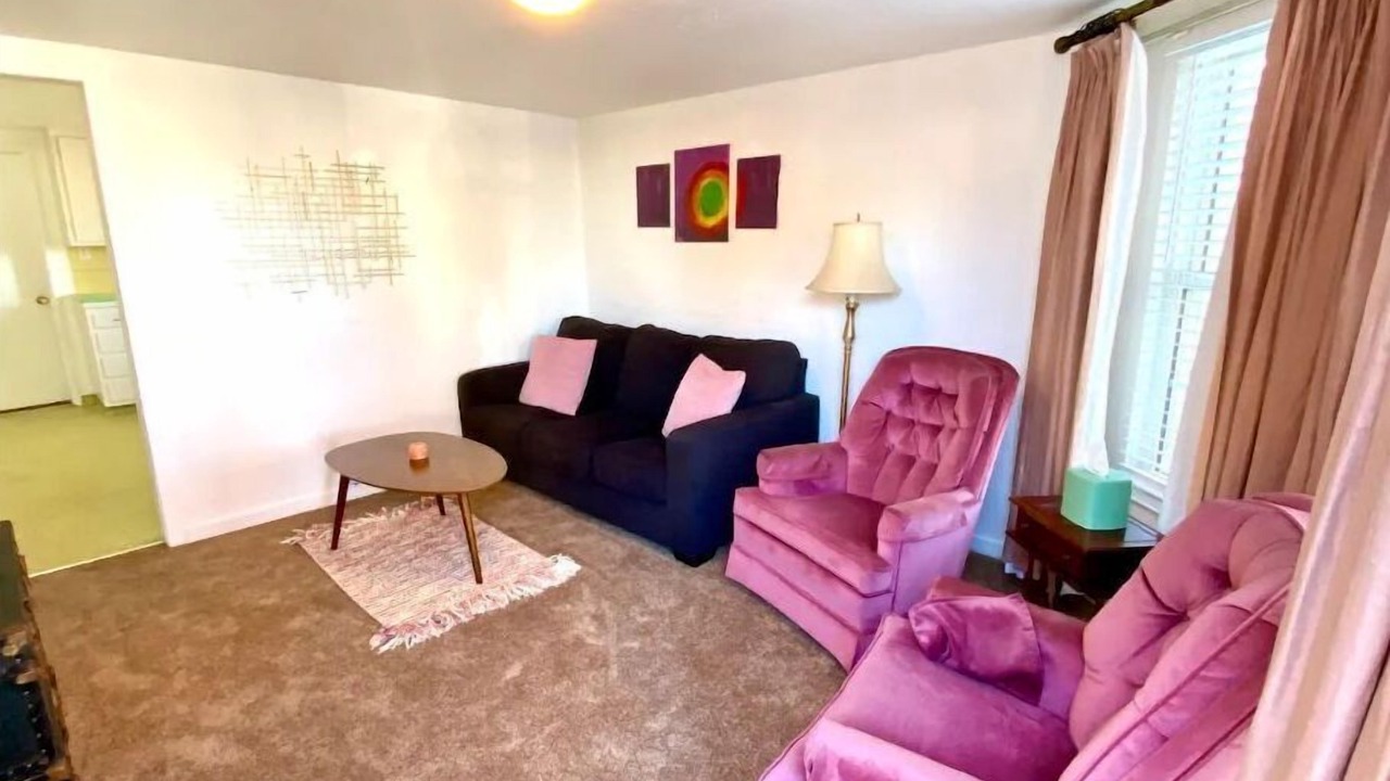 Photo of Livingroom in Crockett
