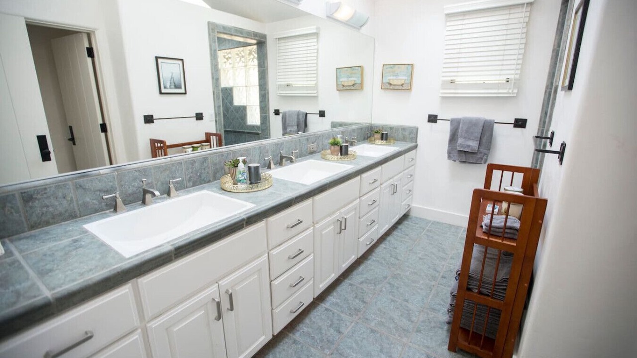Photo of Bathroom in Salinas