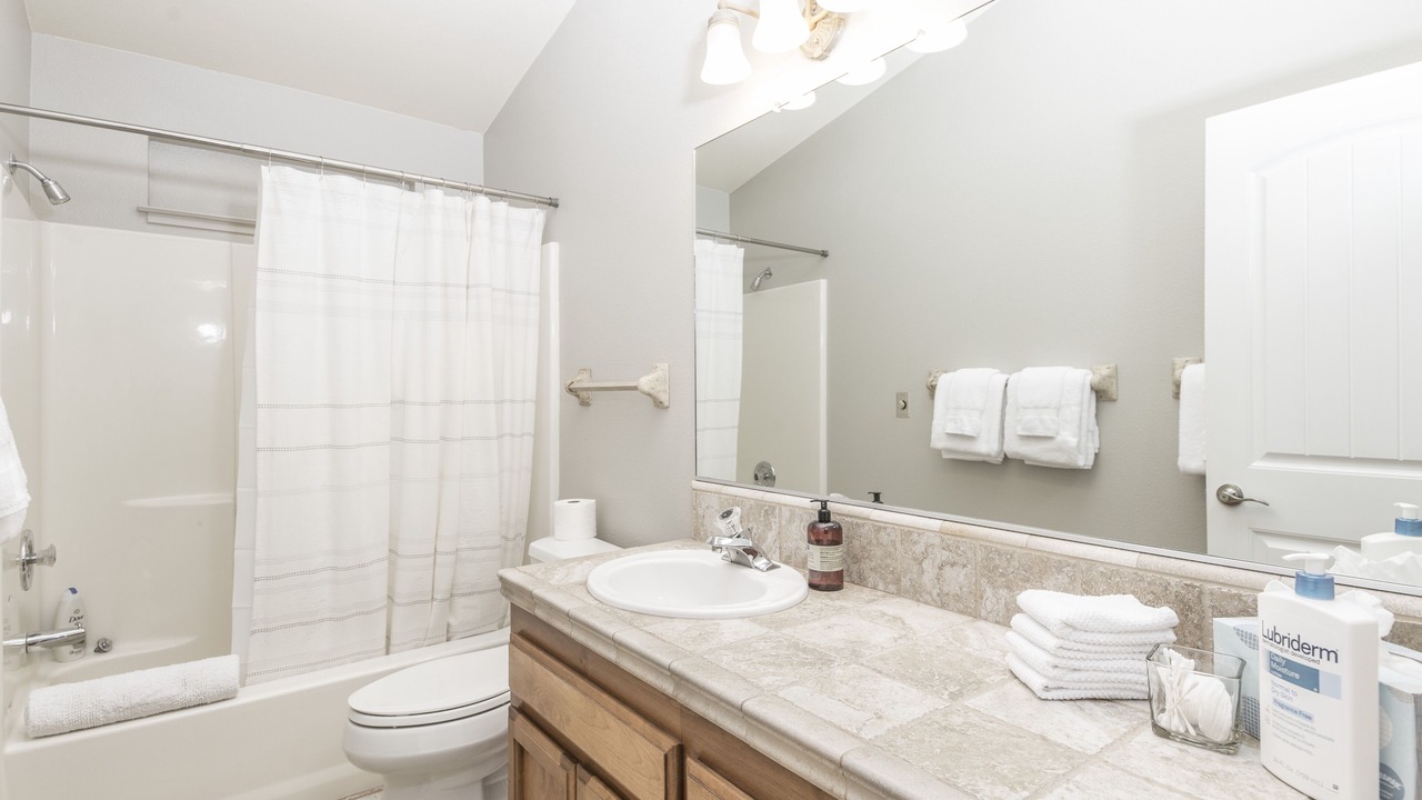 Photo of Bathroom in Oakhurst