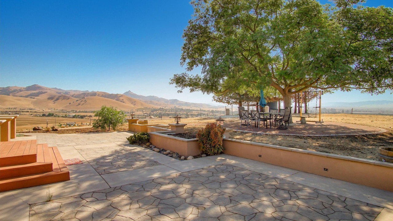 Photo of Outdoor in Hollister