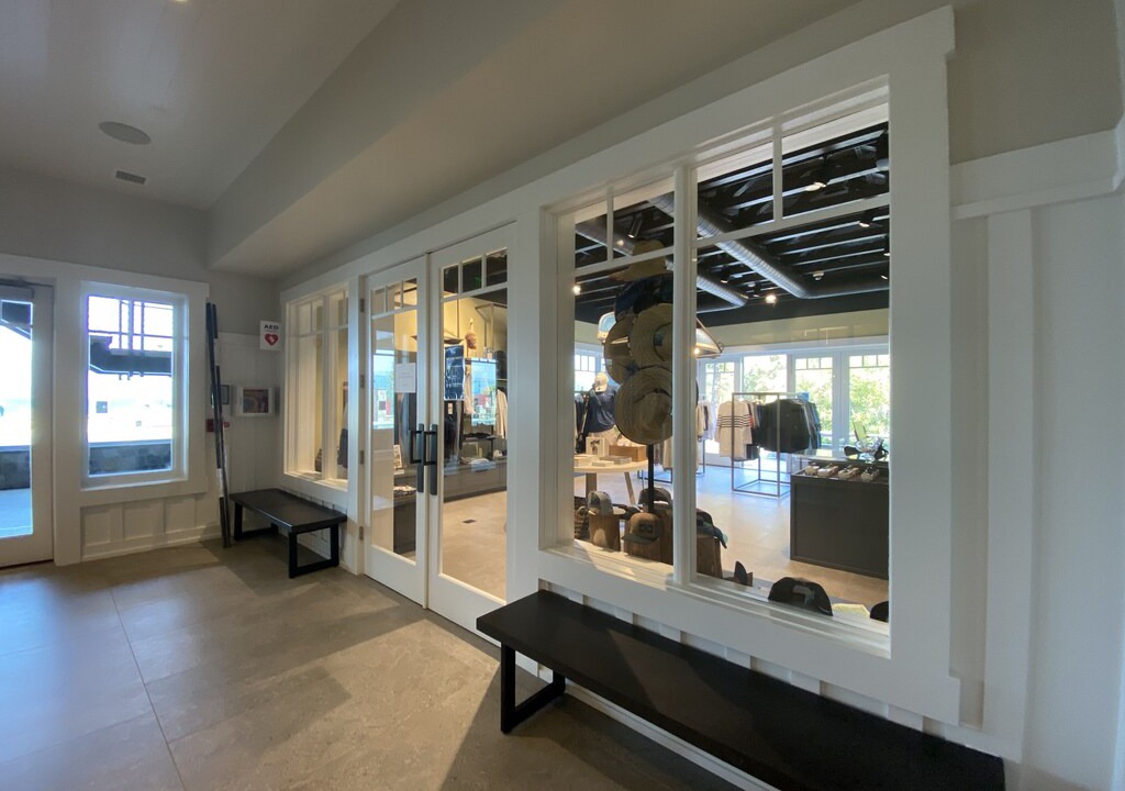 Photo of Livingroom in Stateline