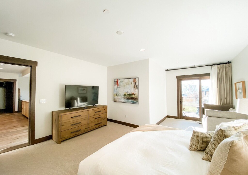 Photo of Bedroom in Stateline