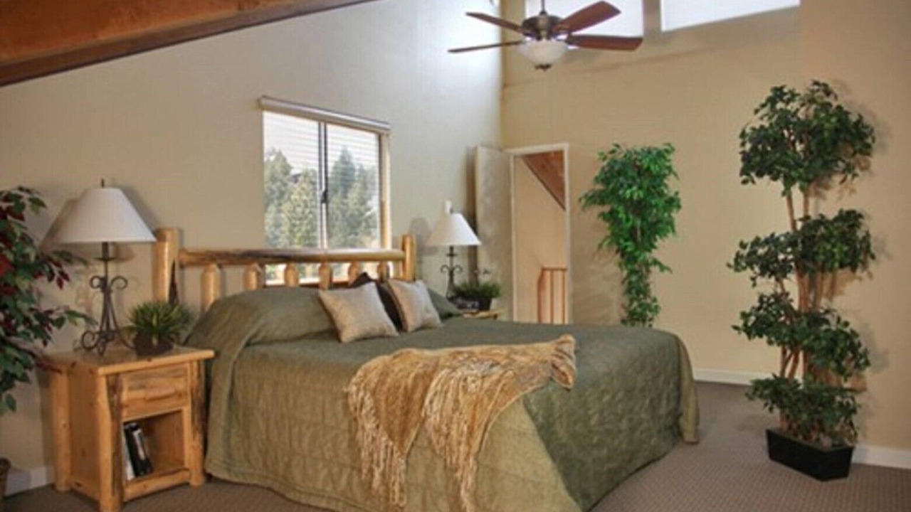 Photo of Bedroom in Tahoe Village