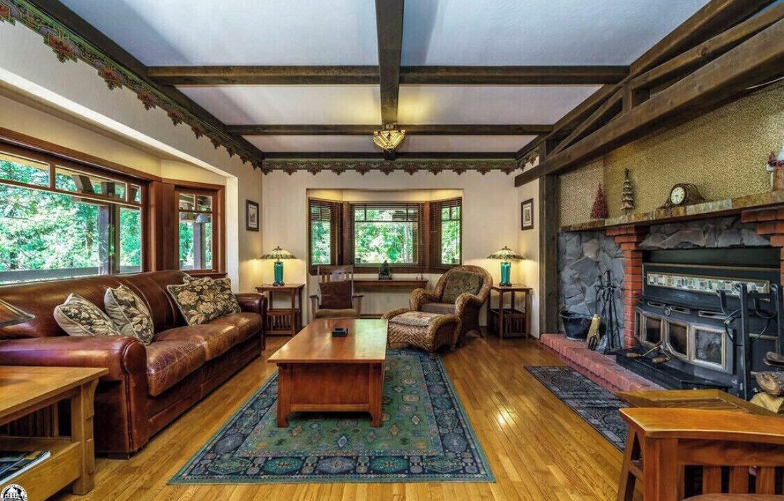 Photo of Livingroom in Mi-Wuk Village