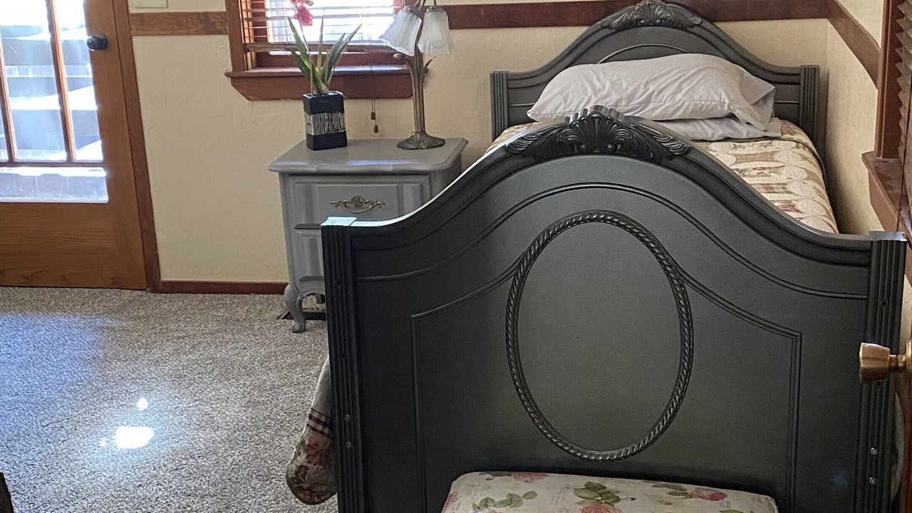 Photo of Bedroom in Mi-Wuk Village