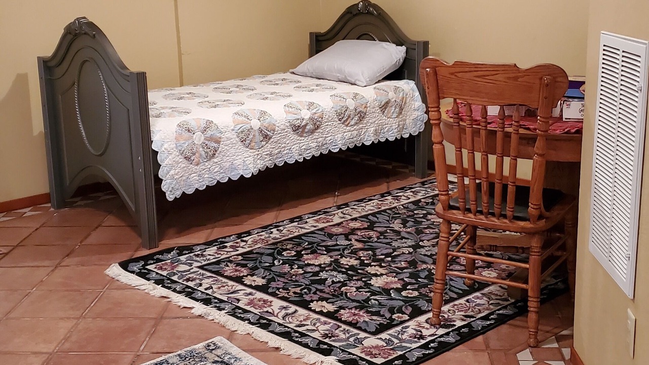 Photo of Bedroom in Mi-Wuk Village