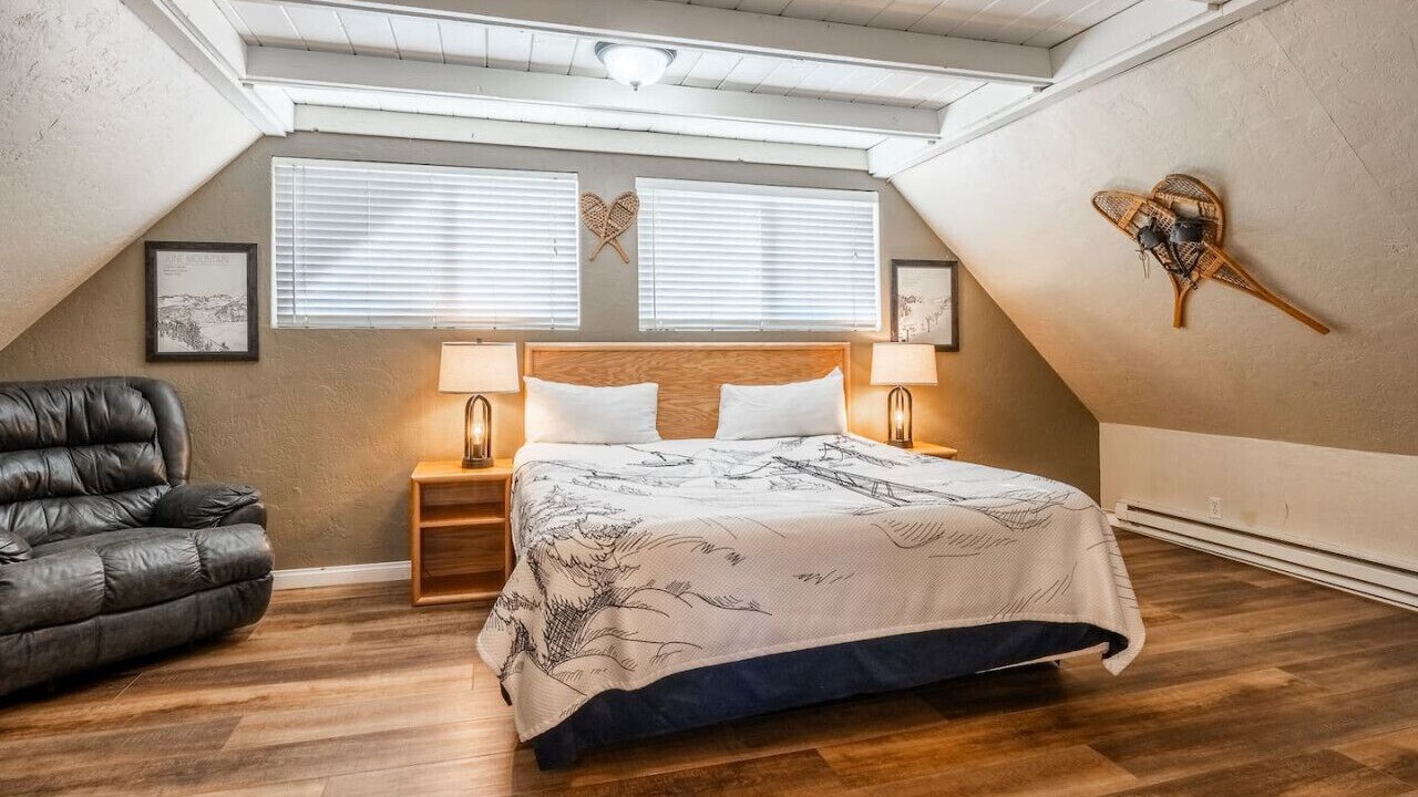 Photo of Bedroom in June Lake