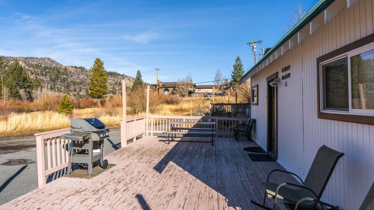 Photo of Patio Balcony in June Lake