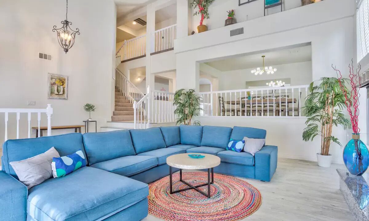 Photo of Livingroom in Green Valley North