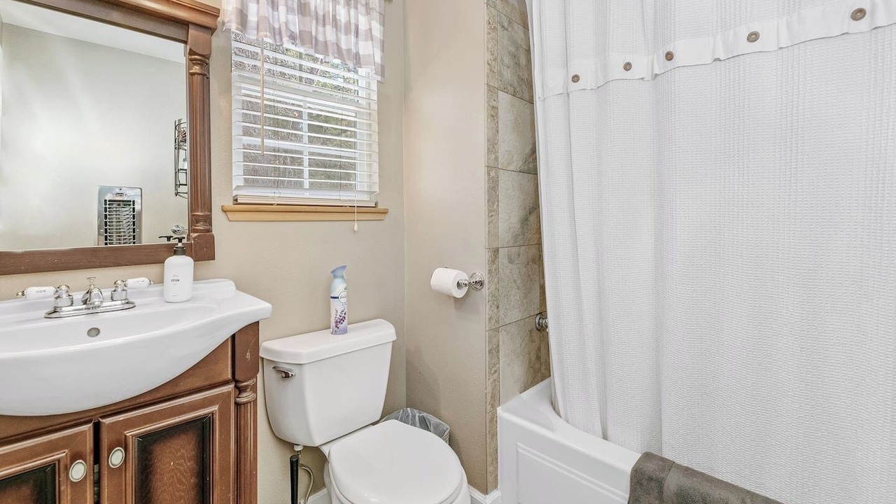 Photo of Bathroom in Big Bear Lake
