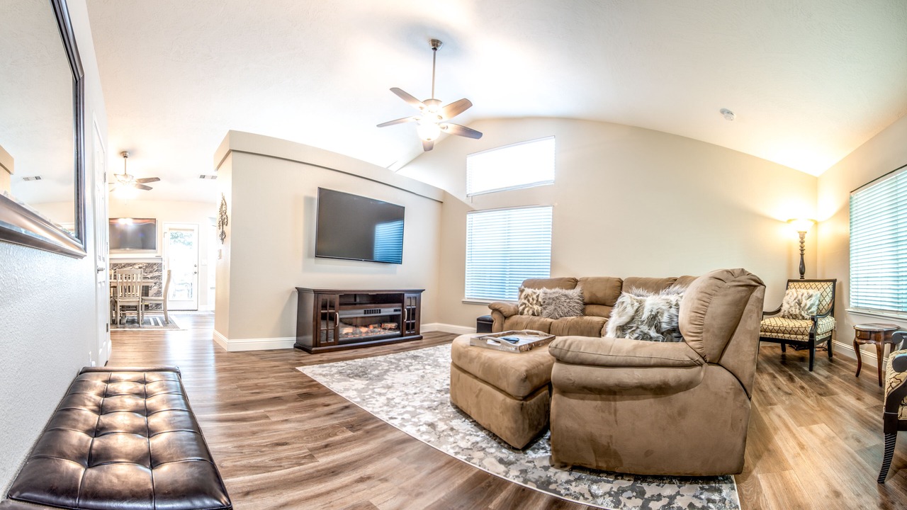 Photo of Livingroom in Raisin