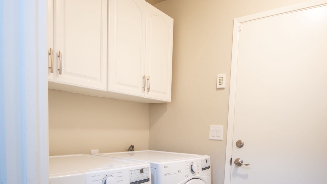 Photo of Bedroom in Raisin