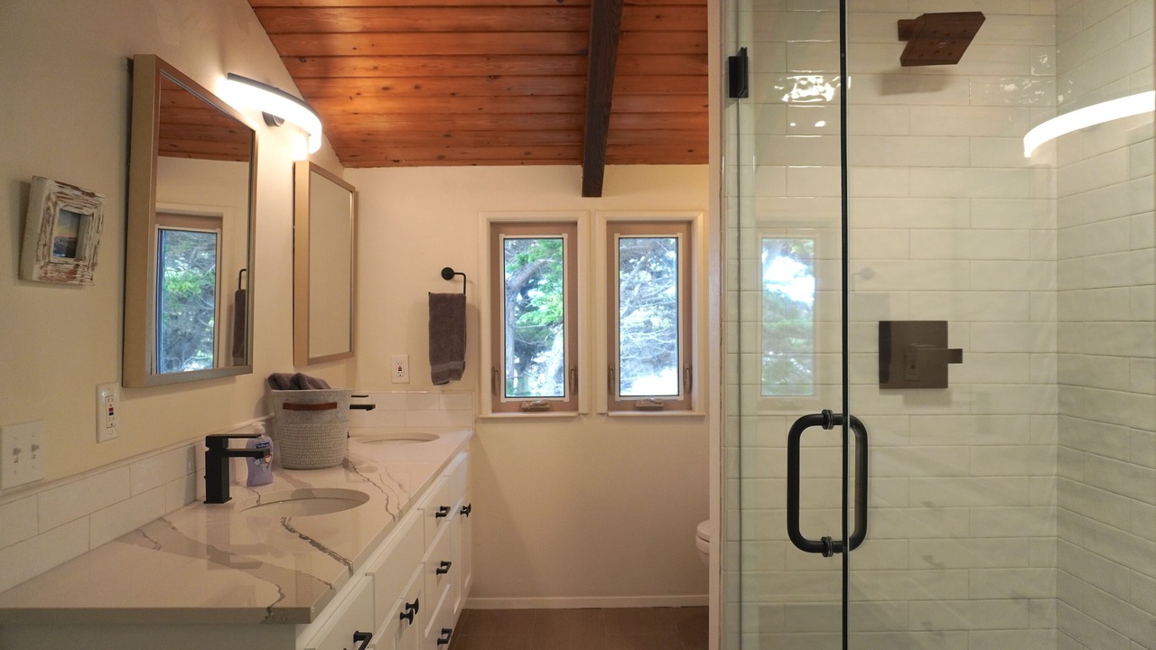 Photo of Bathroom in San Simeon